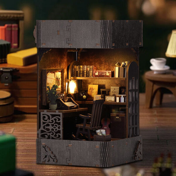 03_408002ec-42c6-43a8-9143-1ad5ff0a20c3 Holmes Detective Agency DIY Book Nook Kit | Whitby Thorne